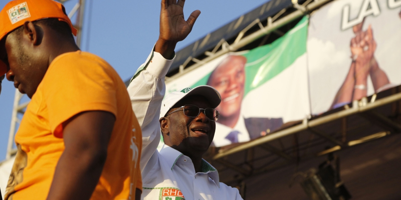 Le Président Alassane Dramane OUATTARA en campagne à Abidjan